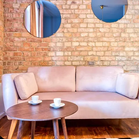 Διαμέρισμα Cichy Zakatek Przy Starym Rynku Πόζναν