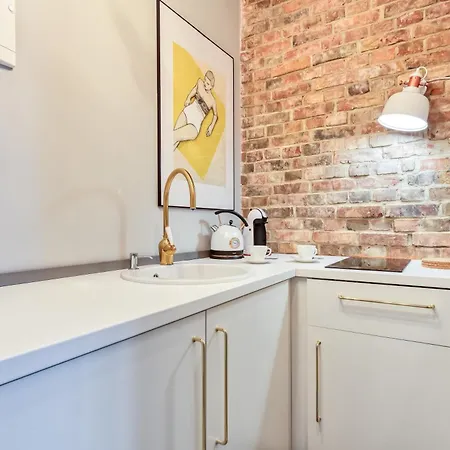 Cichy Zakatek Przy Starym Rynku Πόζναν